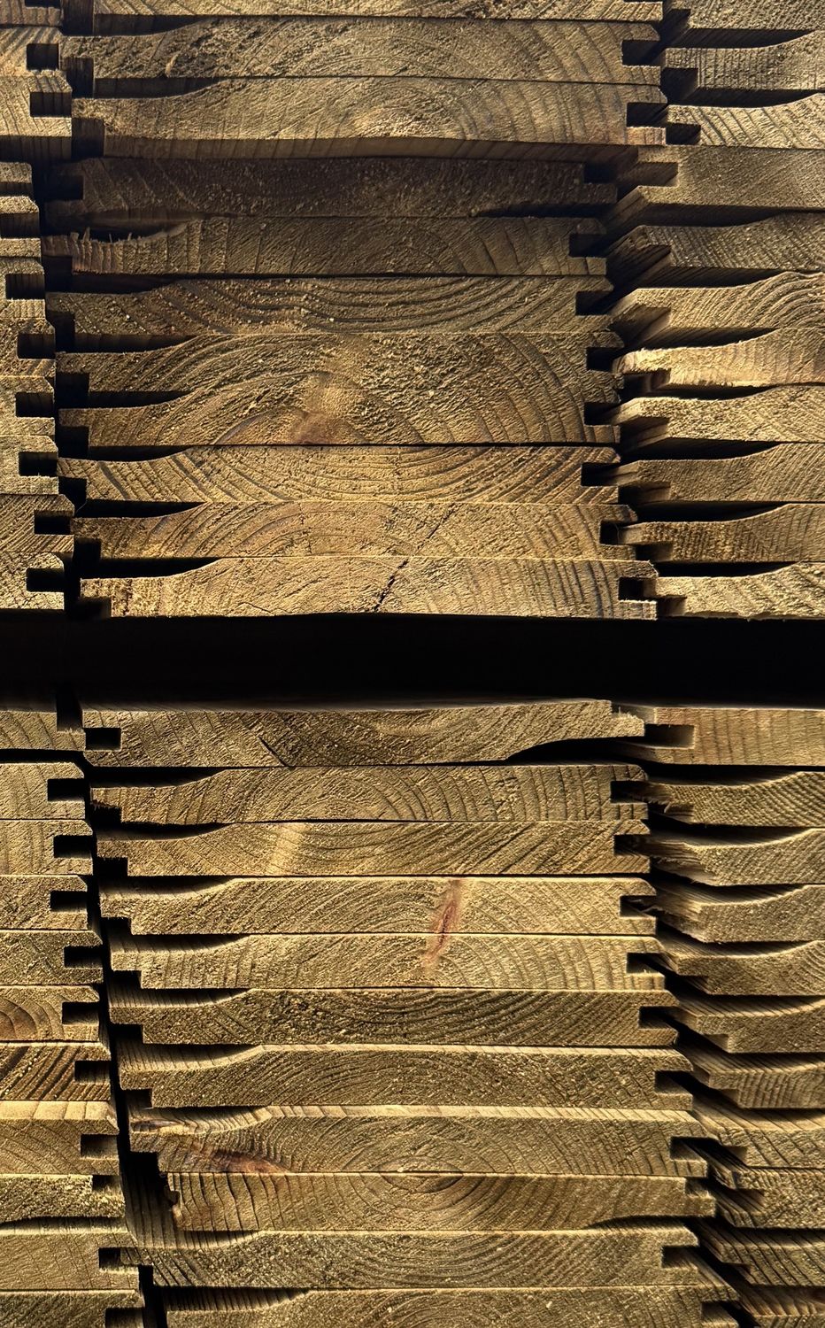 16x125 (12x119) T&amp;G Shiplap Tanalised - 4.8m