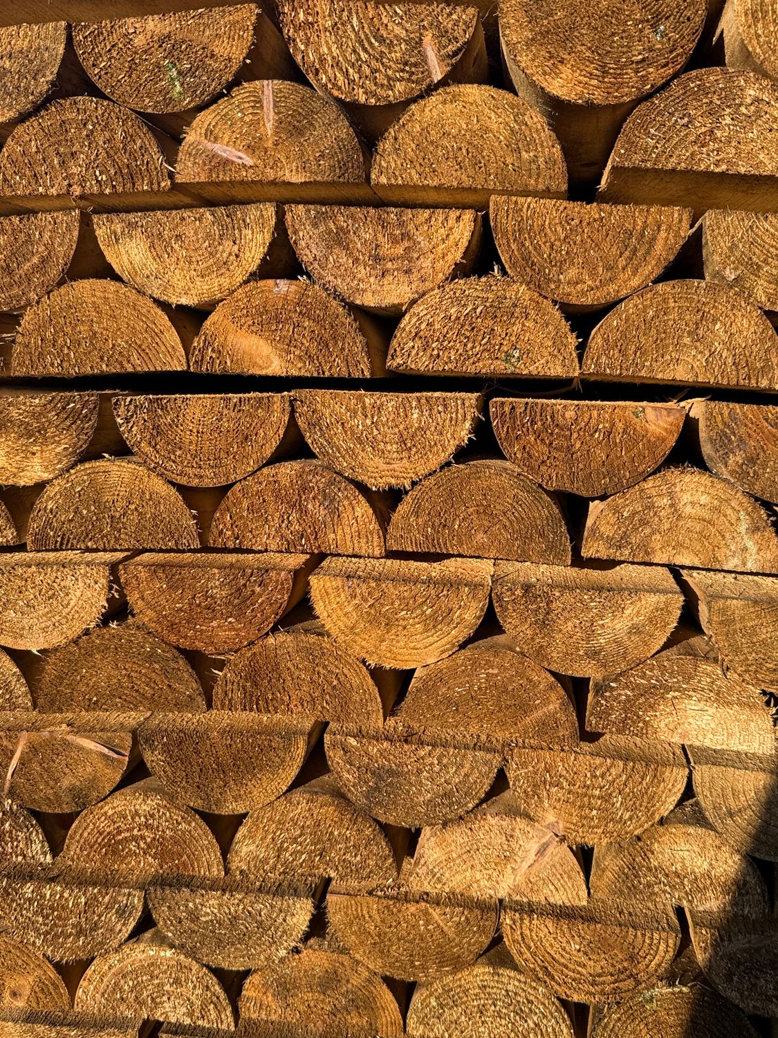 12ft (3.66m) 100mm Half Round Rails Presure Treated