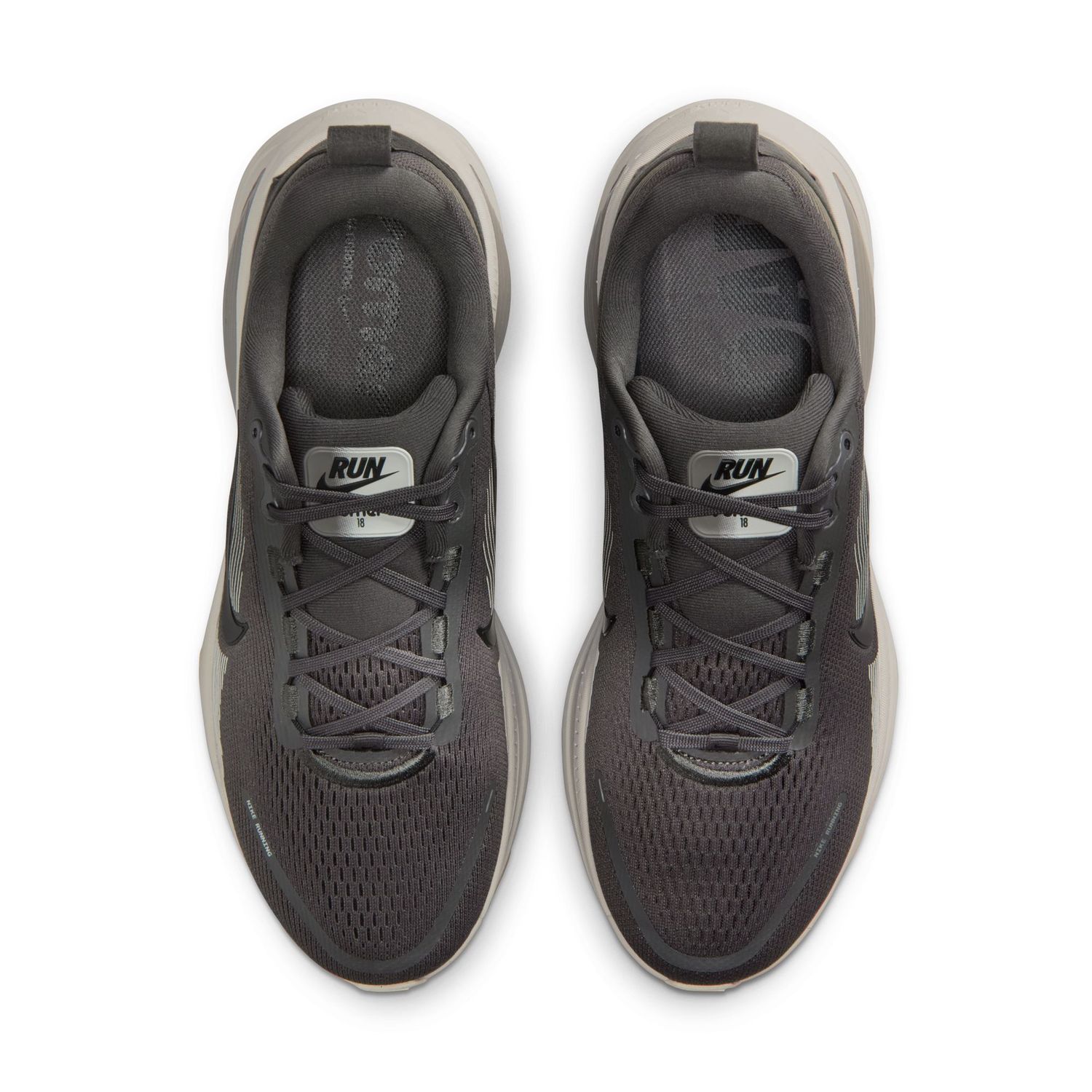 Nike Men's Vomero 18 - 215