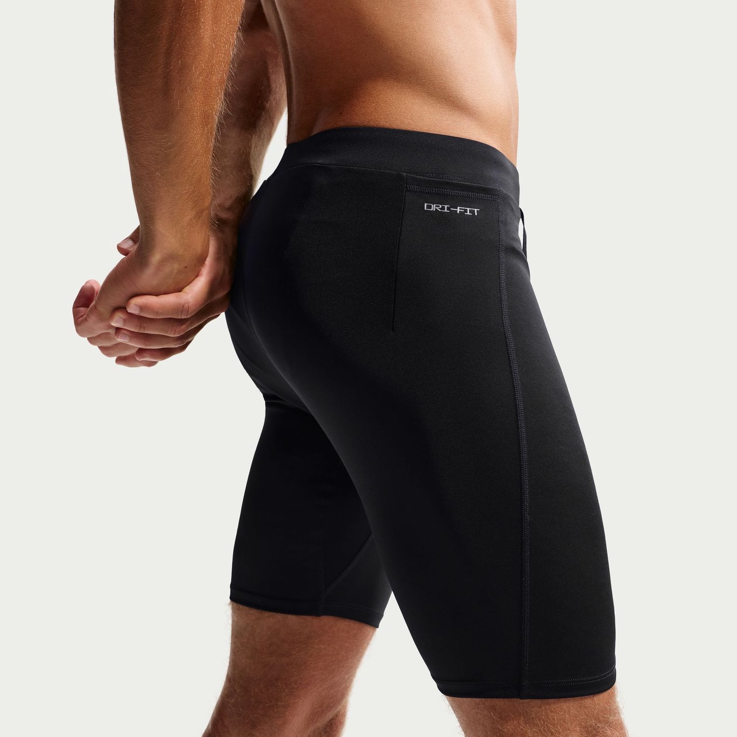 Nike Men's Fast Dri-FIT Brief-Lined Half Tight 9 - Black