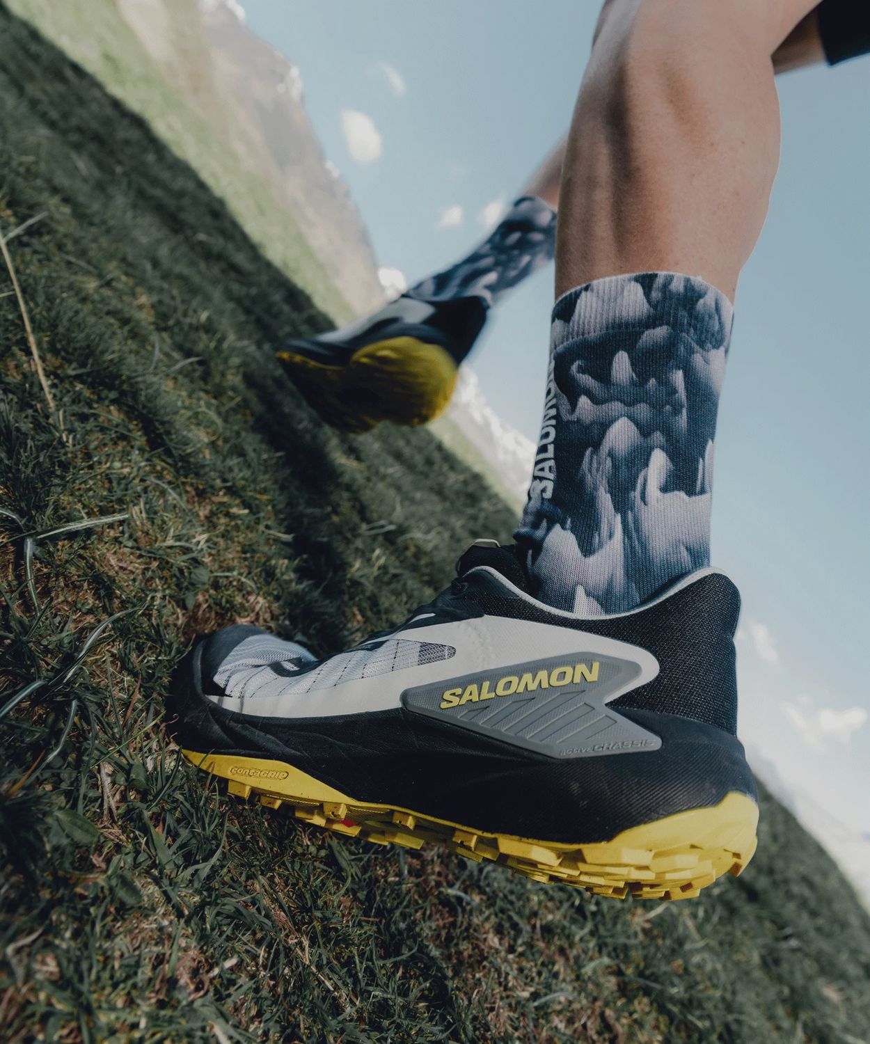 Salomon Men's Genesis - Black/Metal/Incaberry