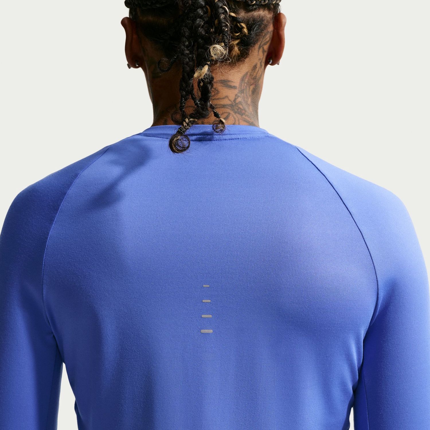 Nike Women's Swift Dri-FIT UV Long-Sleeve Crew-Neck Running Top - Sapphire