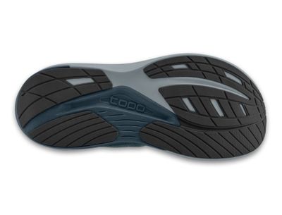 Topo Athletic Men's Ultrafly 6 - Stone/Grey