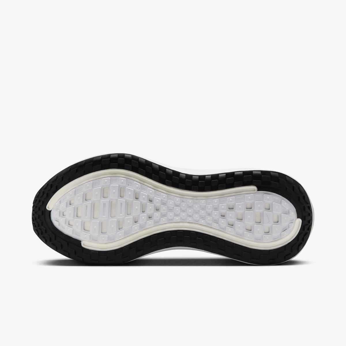 Nike Women's Vomero Plus - Black/White
