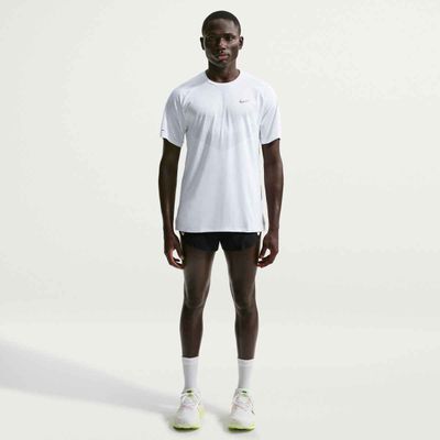 Nike Men's Stride Short-Sleeve Shirt