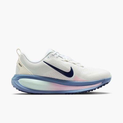 Nike Women's Vomero 18 -  115