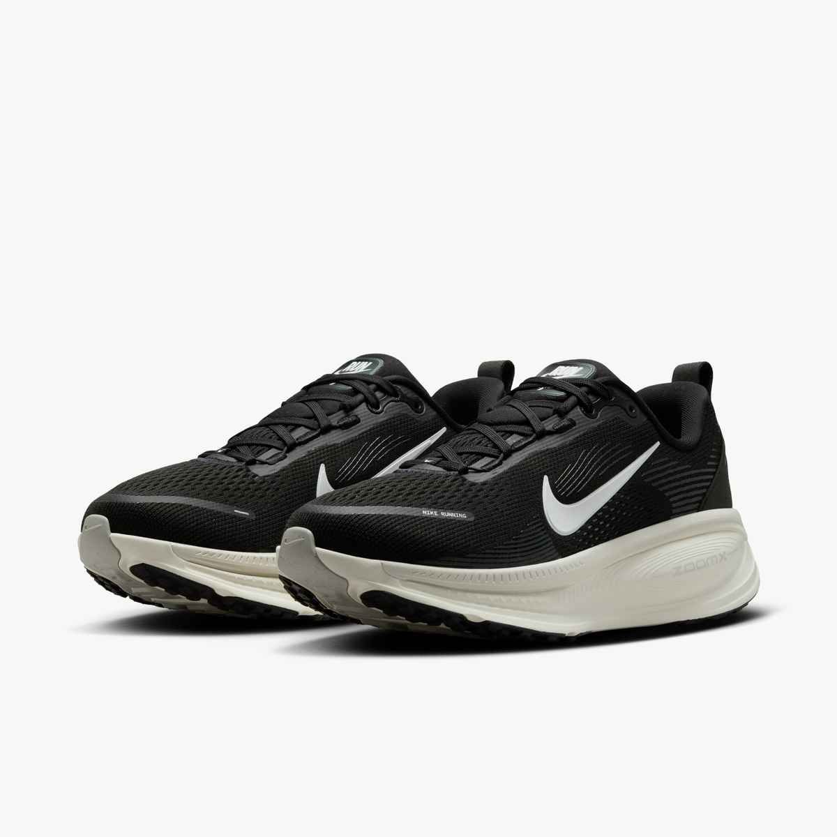 Nike Women's Vomero 18 - Black/White