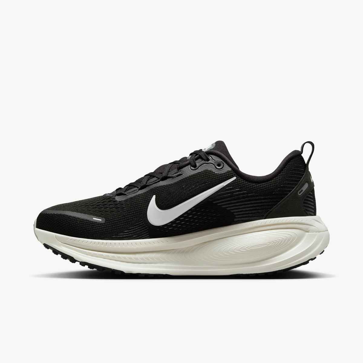 Nike Women's Vomero 18 - Black/White