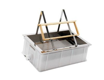 Banco da tavolo per disopercolare con rubinetto Banco da tavolo per disopercolare con rubinetto