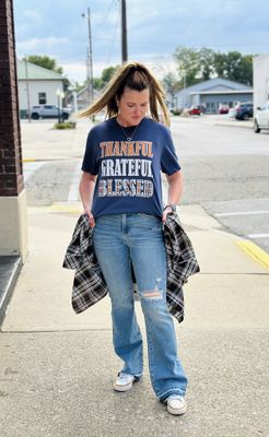 Thankful Grateful Blessed Tee