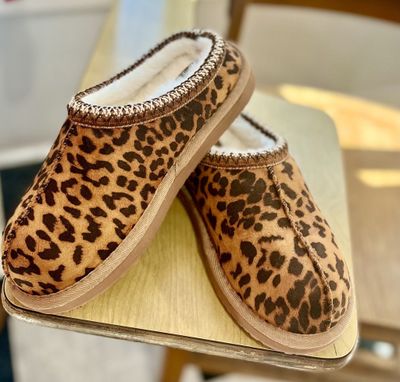 The Leopard Sparks Slipper The Leopard Sparks Slipper