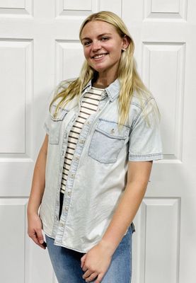 Light Blue Denim Button Up Top Light Blue Denim Button Up Top