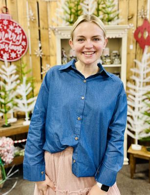 Chambray Kathryn Classic Button Up Chambray Kathryn Classic Button Up