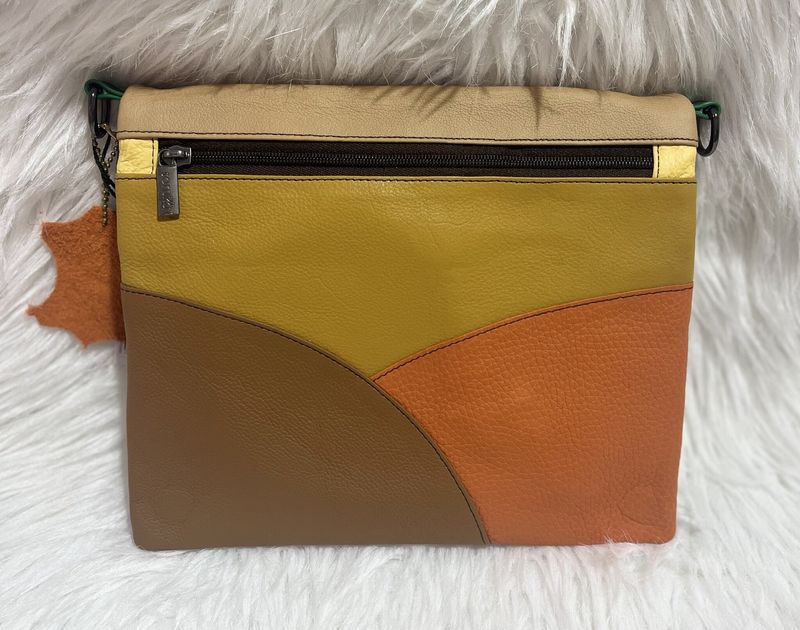 Mei Reversible Purse