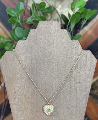 Green Vintage Pressed Flower Necklace