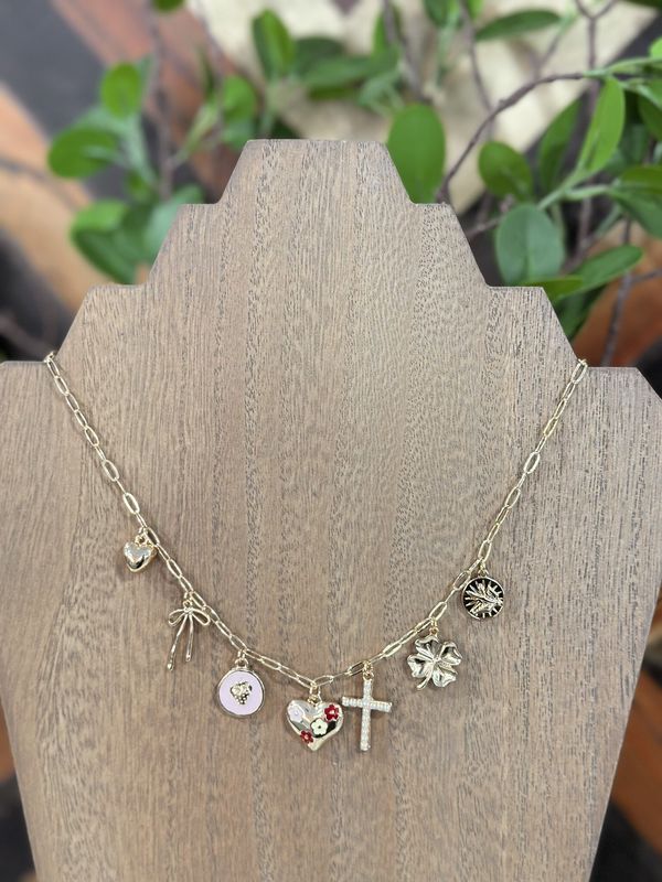 The Berries Charm Necklace