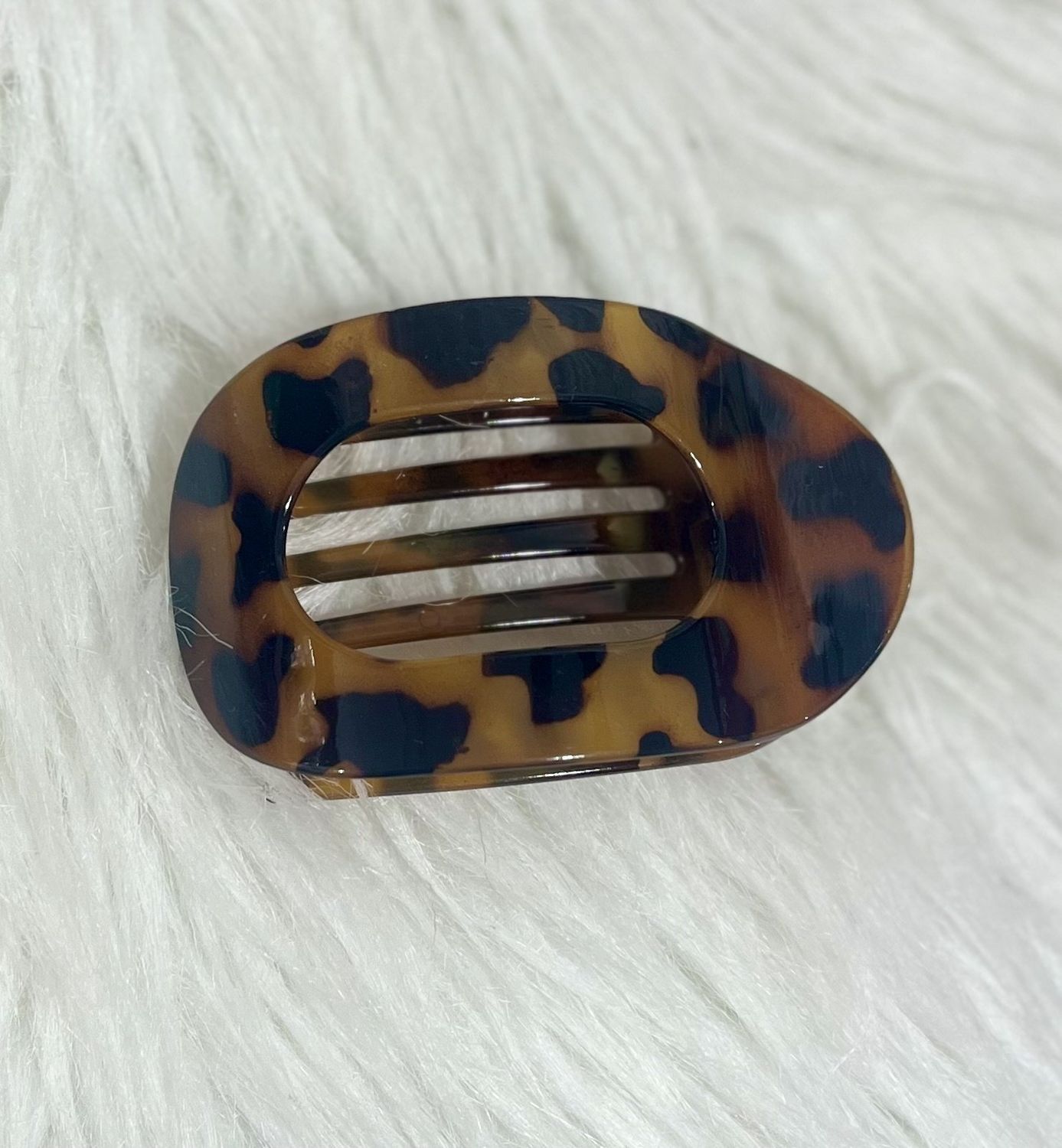 Glossy Leopard Oval Flat Hair Clip