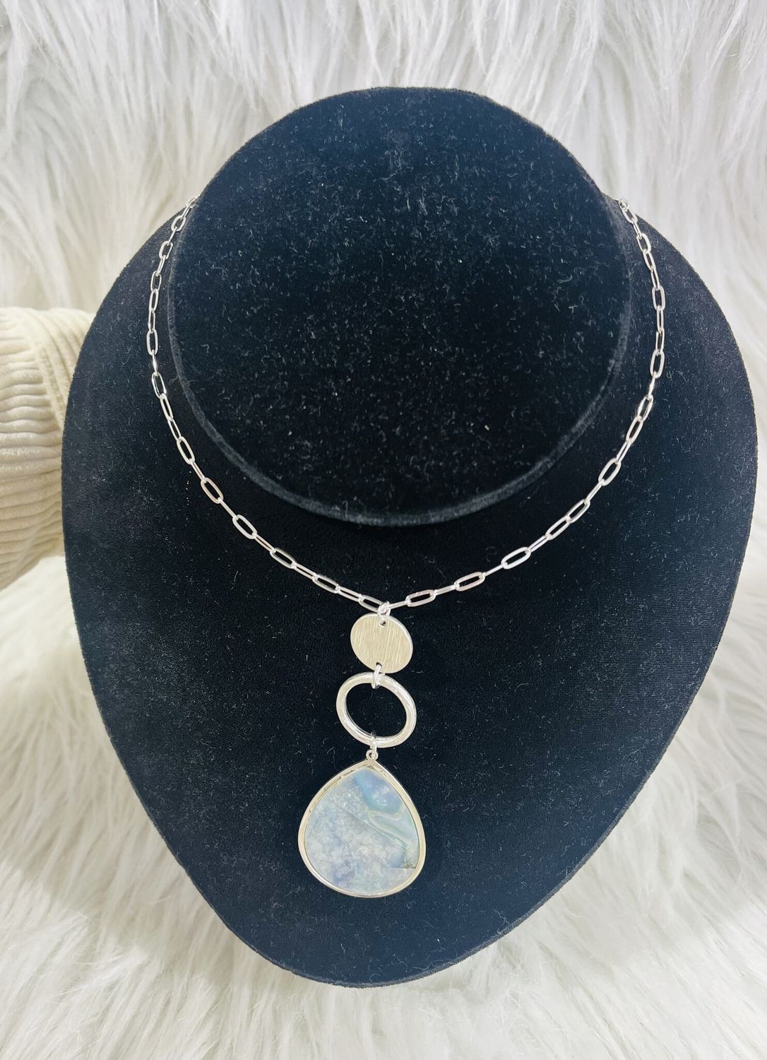 Silver Pearl Teardrop Pendant Necklace