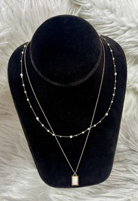 Mother of Pearl Layered Necklace Mother of Pearl Layered Necklace
