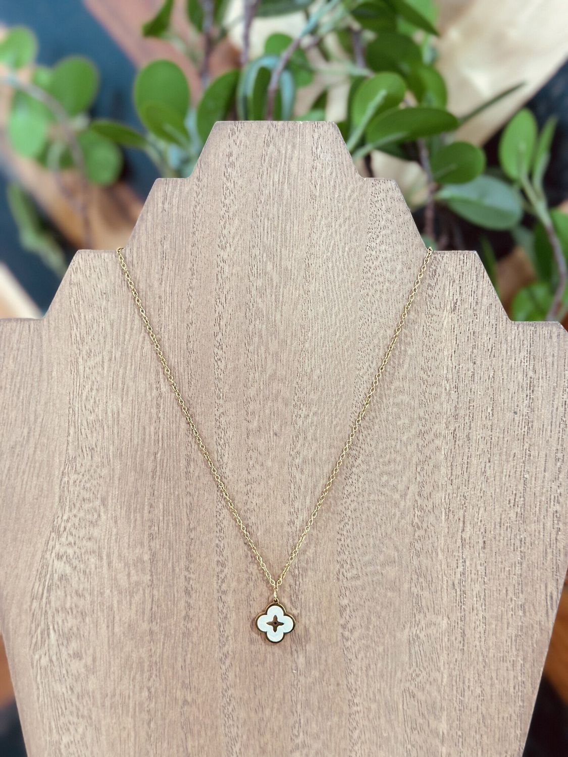 Clover Necklace