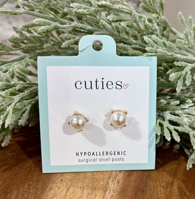 Gold Pearl Stud Earrings