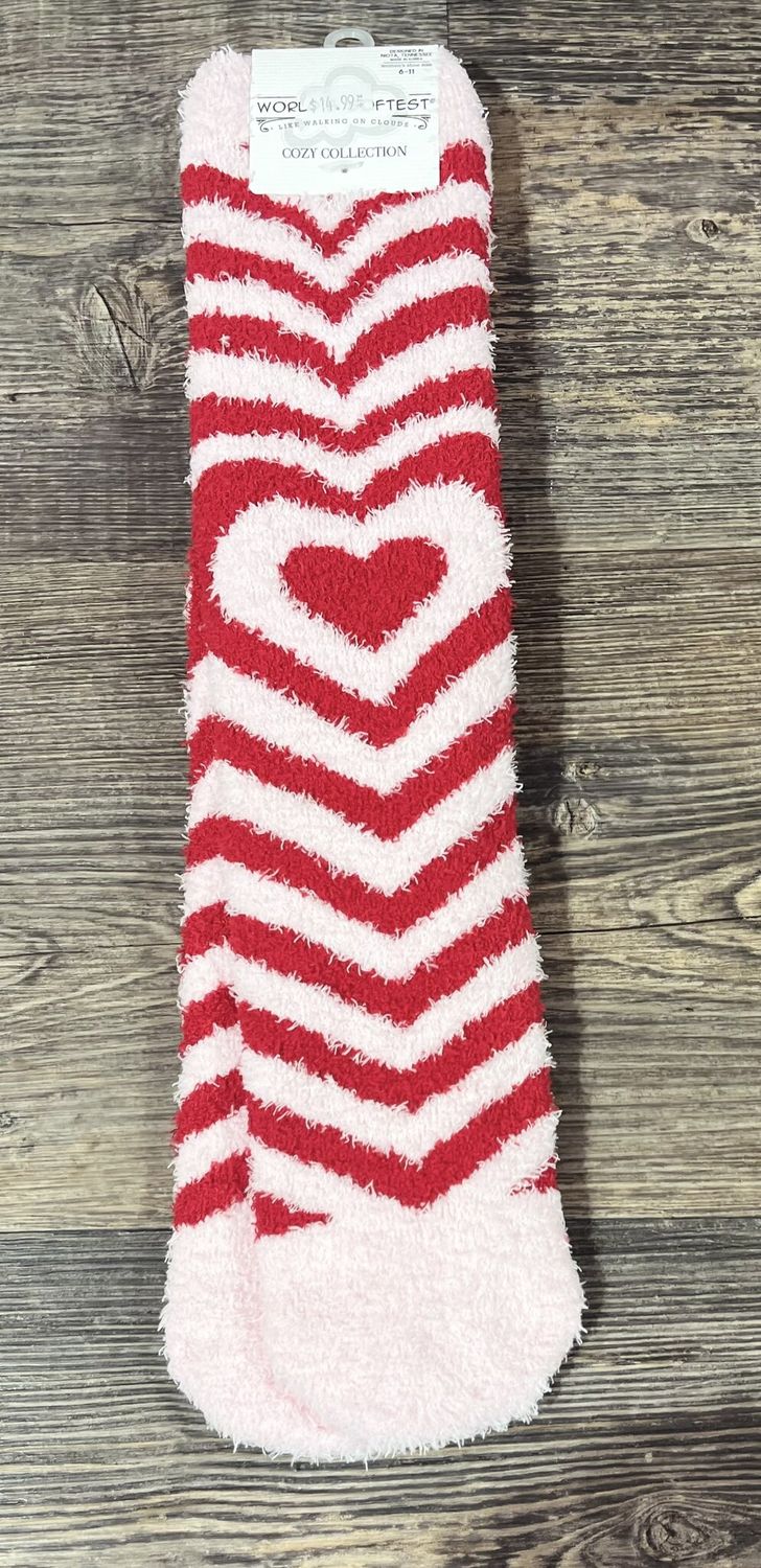 Panoramic Heart Cozy Crew Socks