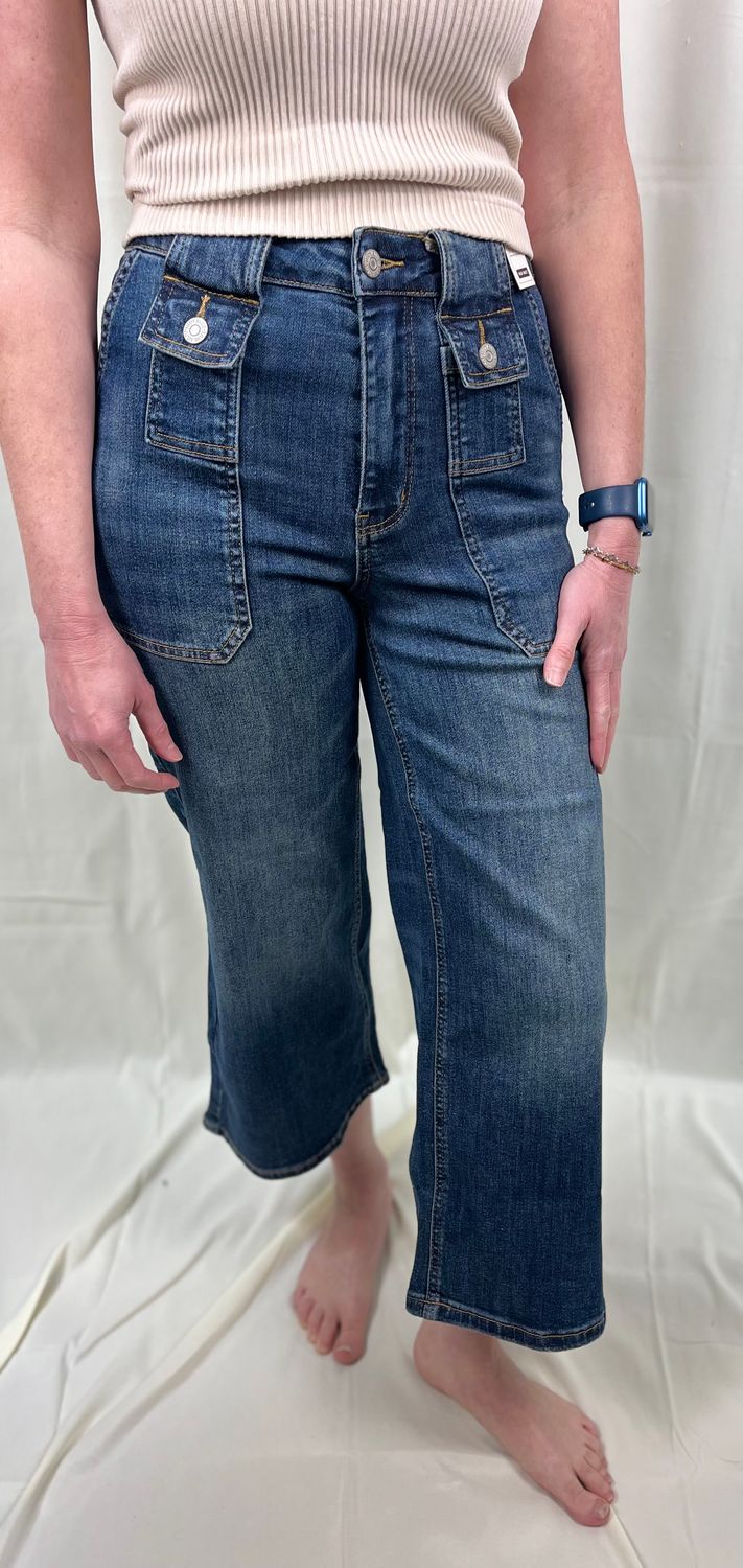 The Quinn Crop Wide Leg Jean
