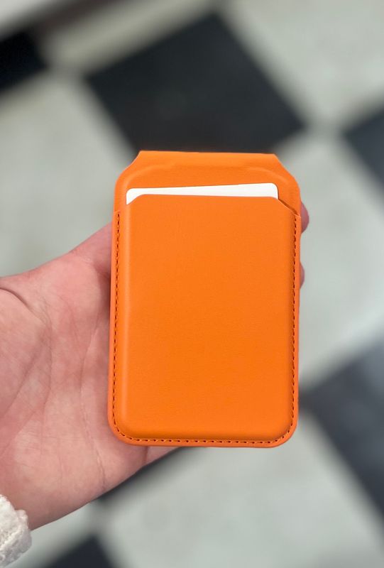 Magnetic Wallet &amp; Stand in Orange