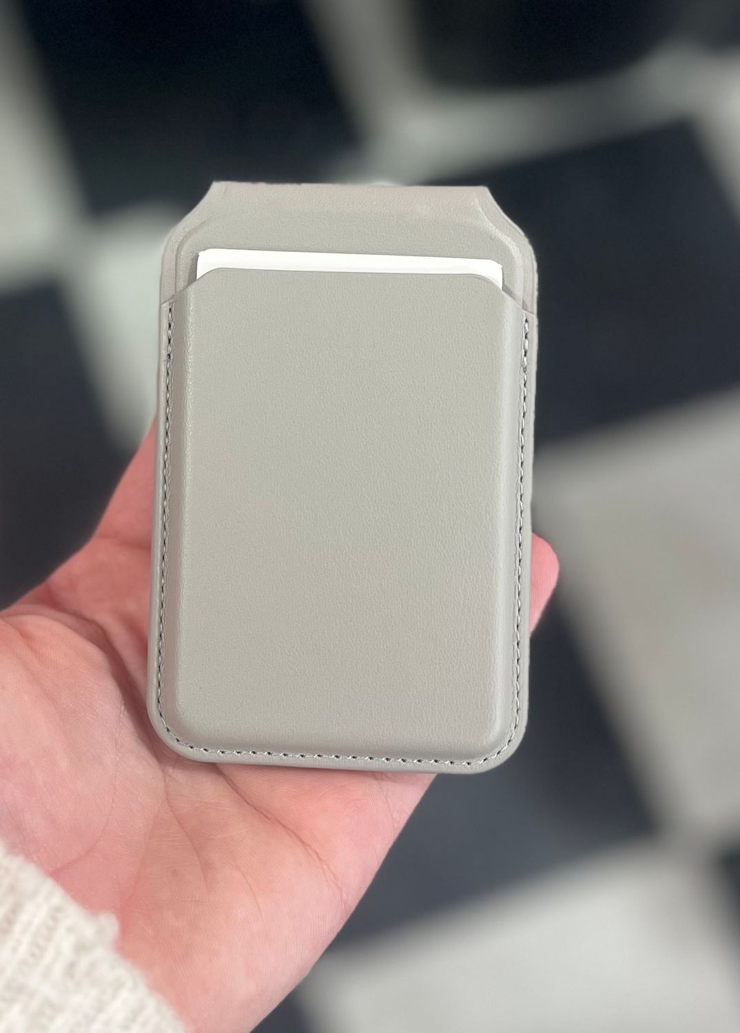 Magnetic Wallet &amp; Stand-Grey