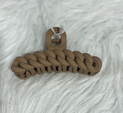 Tan Chain Inspired Claw Clip