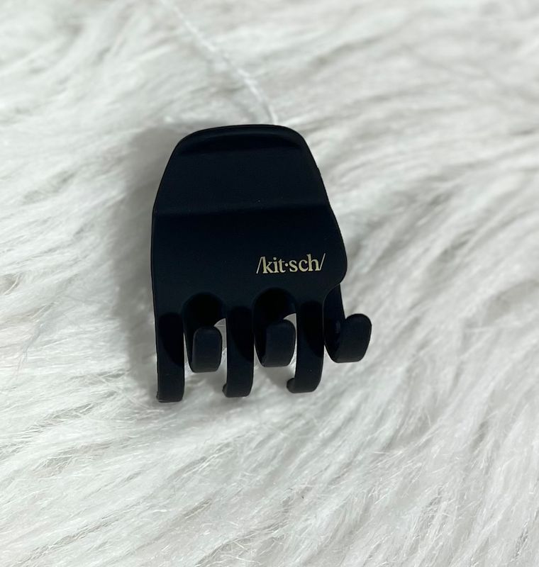 Matte Black Small Claw Clip