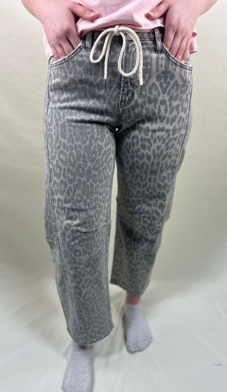 The Kate Barrel Jean in Leopard Print