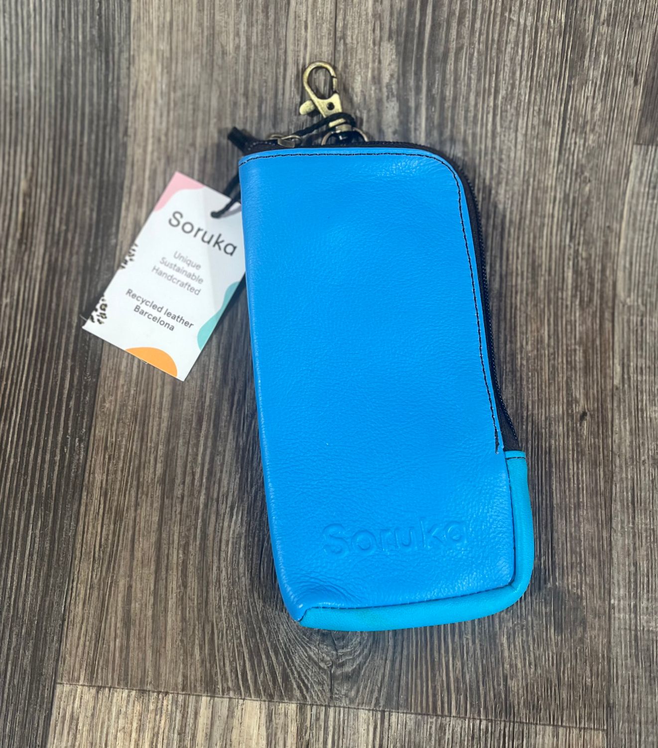 Nicole Wristlet in Blue Mix