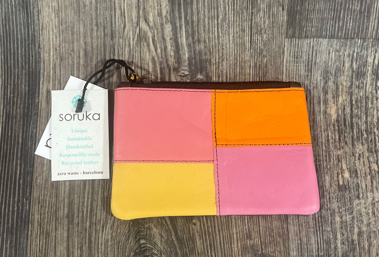 Zahra Plain Pouch-Pink Mix