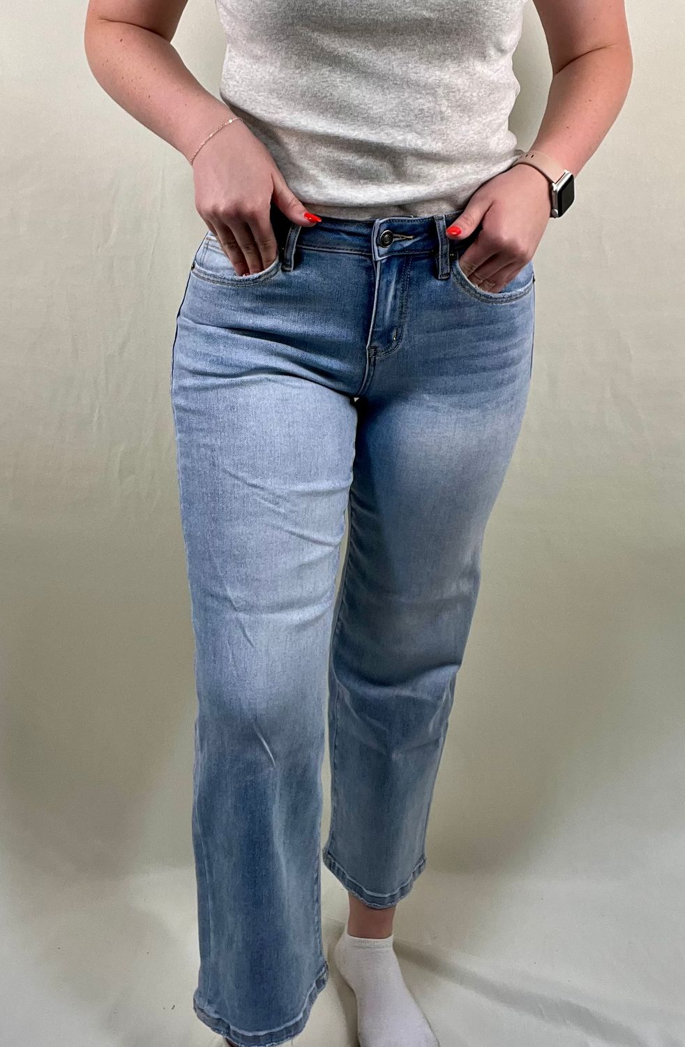 The Shakespeare Loose Fit Crop Jeans