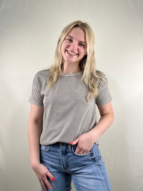 Exposed Seam Tee in Grey