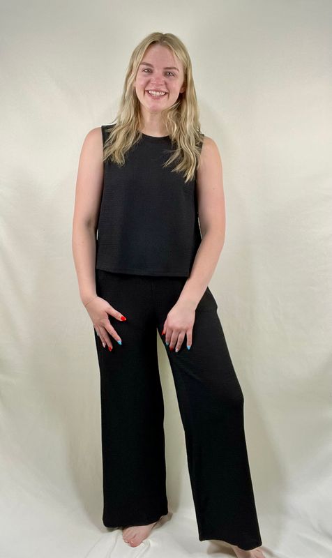 The Earhart Pants in Black