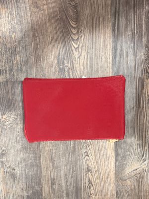 Izzy Crossbody in Maroon