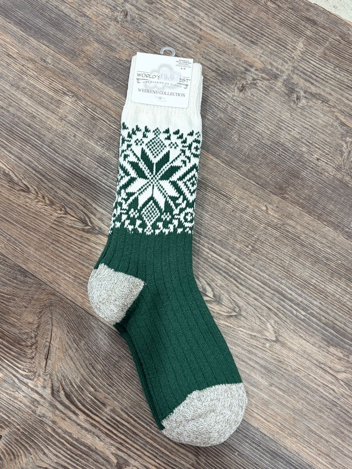 Green/Ivory Snowflake Socks
