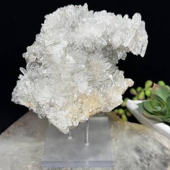 Quartz Cluster on Stand
