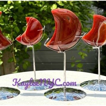 Carnelian Moon w/ zodiac Stand