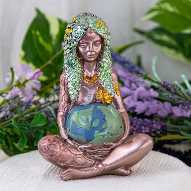 Goddess Gaia Statue: Mother Earth