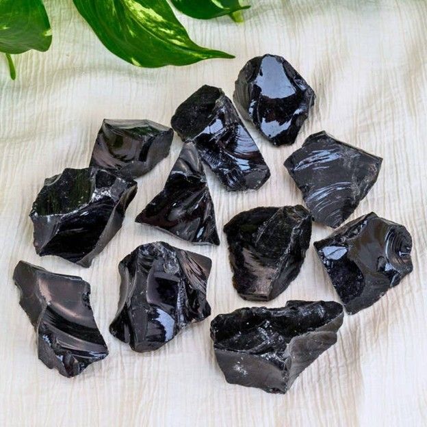 Black Obsidian Raw
