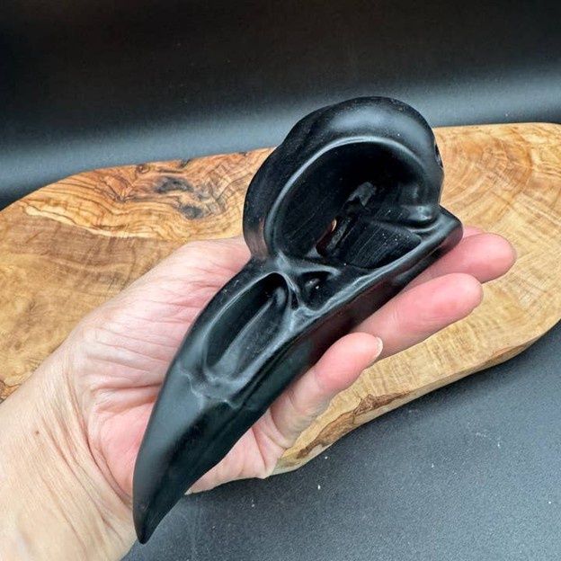 Obsidian Raven Skull  - 5 3/4"