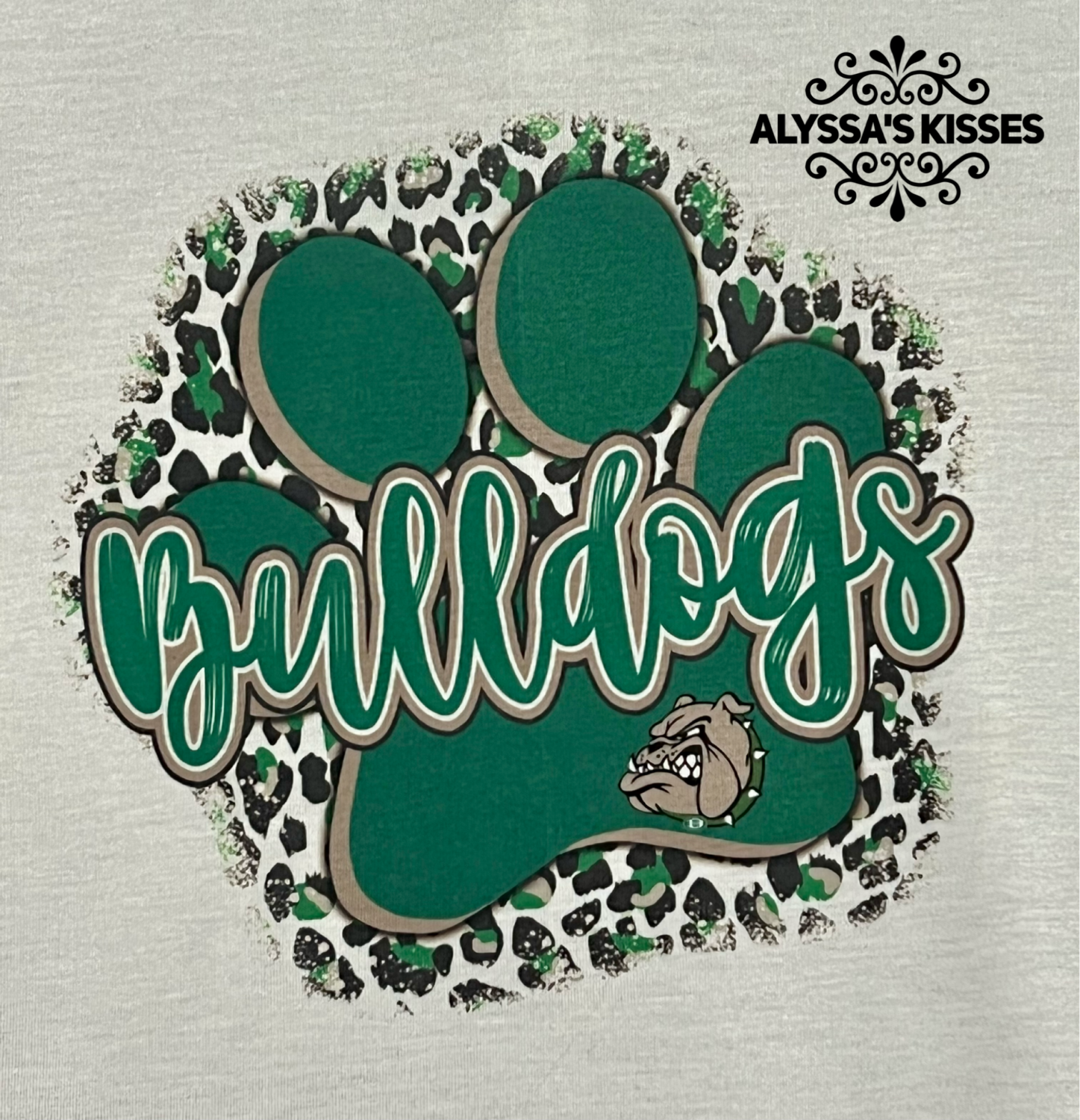 BULLDOGS Paw - School Spirit 
