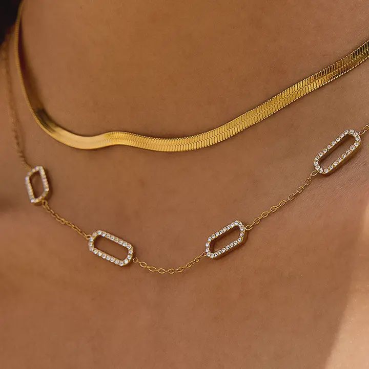 Burnisse - Gold Necklace