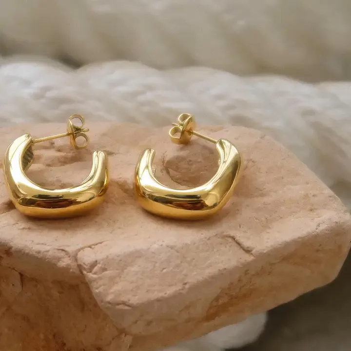 Demi - Gold Earring