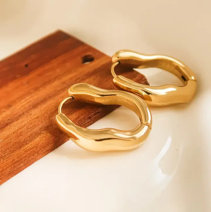 Darcy - Gold Earring