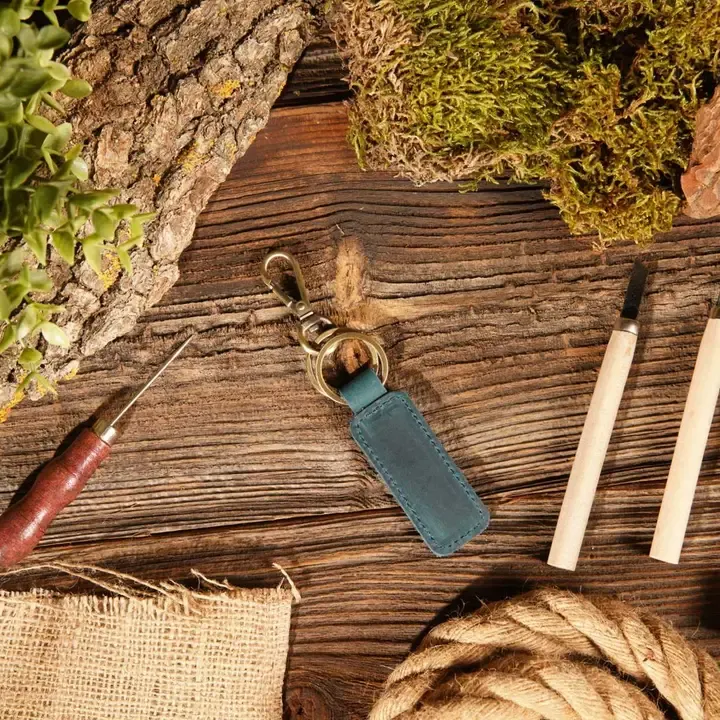 Leather Key Chains, Colour: blue