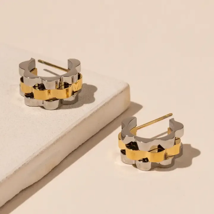 Wavy Cuff Earring
